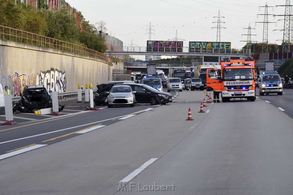 VU mehrere PKW A 3 Rich Oberhausen Hoehe AK Koeln Ost P154.JPG - Miklos Laubert